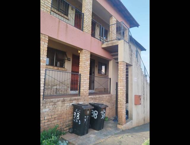 3 BEDROOM HOUSE FOR SALE IN GROBLERPARK
